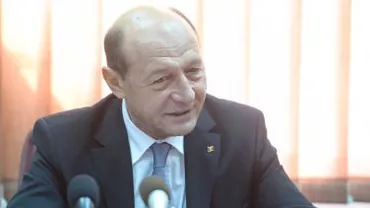 Președintele Băsescu cere reexaminarea ordonanței privind producerea energiei din surse regenerabile