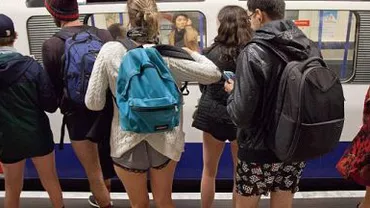„Ziua fără pantaloni la metrou”, marcată în întreaga lume de mii de persoane în lenjerie intimă (VIDEO)