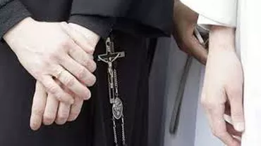 Italia: O călugăriță a născut un băiat fără să știe că e gravidă