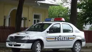 Suceava: Un bărbat a furat banii dintr-un automat de cafea şi şi-a cumpărat mâncare, băutură şi ţigări