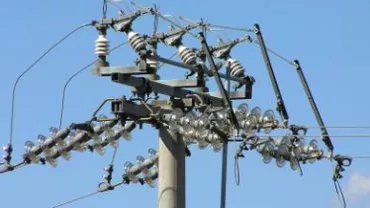Peste 4.000 de oameni din 12 localități vasluiene, fără energie electrică de peste 30 de ore