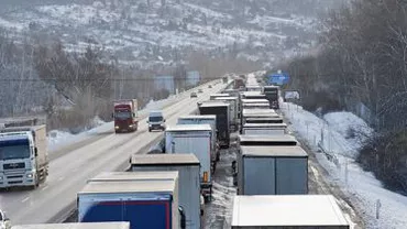 Ninsori puternice în Ungaria: Mai multe drumuri au fost blocate din cauza producerii unor accidente