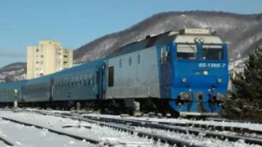 CFR Călători: Peste 230 de trenuri anulate, o linie ferată închisă și restricții de trafic pe 15 linii