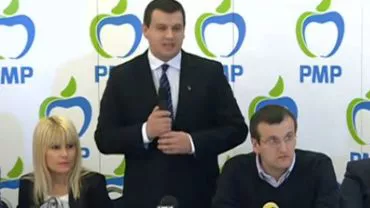 Cincisprezece parlamentari PDL s-au înscris în Partidul Mişcarea Populară