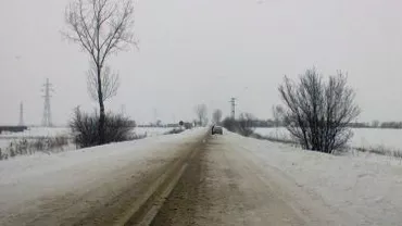 Infortrafic: Restricții de tonaj pe cinci tronsoane. Nu mai există drumuri naționale închise