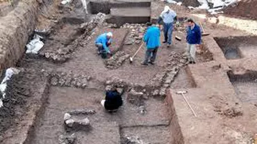 Corpul mumificat al unei femei înmormântate în urmă cu 2.000 de ani, descoperit în Egipt