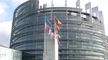 Partidul Popular European cere Comisiei Europene să monitorizeze acțiunile Guvernului și Parlamentului din România