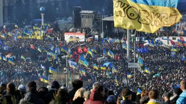 Violențele din Ucraina: Ianukovici anunță un scrutin prezidenţial anticipat şi acceptă revenirea la vechea Constituţie. Opoziţia acceptă acordul de ieşire din criză