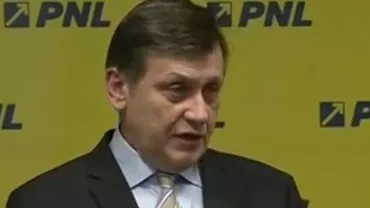 Crin Antonescu: Îi cer lui Ponta să ia act de decizia ireversibilă a PNL şi să nu mai încerce tratative şi negocieri, e nedemn