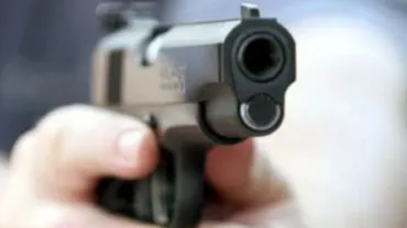 Focuri de armă trase de un polițist din Harghita după ce poliţiştii au oprit un şofer băut