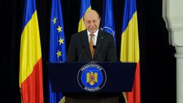 Președintele Traian Băsescu îi cere lui Victor Ponta să respecte Constituția la învestirea noului Guvern