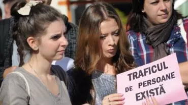 Craiova: Doi traficanți de carne vie au fost reținuți. Femeile, obligate să se prostitueze în Marea Britanie