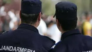 Constanța: Aproximativ 100 de tătari au protestat la Consulatul Rusiei față de intervenţia în Crimeea