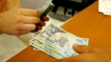 Ministerul Sănătăţii a virat Direcţiei de Sănătate Iaşi banii pentru achitarea burselor rezidenţilor