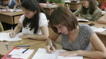 Gorj: Toţi elevii unei clase de la liceul din Turceni au rămas corigenţi la matematică