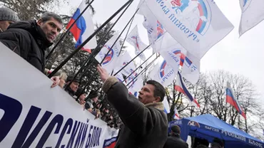 Manifestaţie prorusă la Doneţk: Situația rămâne tensionată în Crimeea