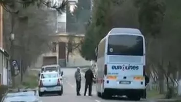Hunedoara: Un turist polonez a atacat cu un cuţit şoferii unui autocar, apoi s-a sinucis (VIDEO)