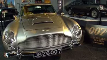 Colecție impresionantă de 60 de mașini, multe dintre ele folosite în filmele din seria James Bond, scoasă la vânzare