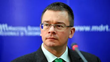 Forţa Civică a depus la BEC listele pentru eurparlamentare: Primul loc este ocupat de Mihai Răzvan Ungureanu