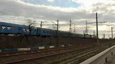 Hunedoara: Circulația feroviară a fost blocată pentru două ore, în timpul nopții, după ruperea unui stâlp de înaltă tensiune