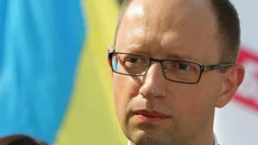 Premierul Iațeniuk anunță că Ucraina este pregătită să negocieze cu Rusia