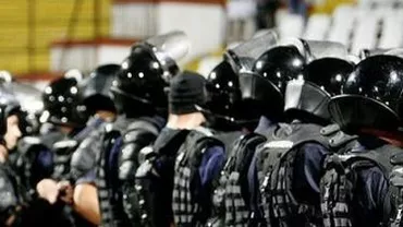 Peste 330 de jandarmi și zeci de polițiști vor supraveghea meciul Petrolul Ploiești - Dinamo
