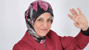 Turcia: O femeie purtând văl și un candidat comunist, printre câștigătorii alegerilor municipale