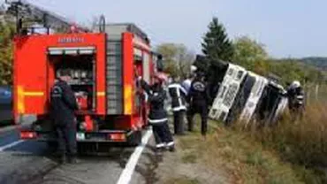 Dâmboviţa: Traficul pe DN 7, blocat după ce semiremorca unui TIR s-a răsturnat