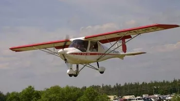 Sibiu: Un avion de mici dimensiuni a aterizat de urgență lângă autostradă