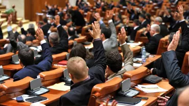 Camera Deputaţilor adoptă legea privind procedurile de prevenire a insolvenţei şi de insolvenţă