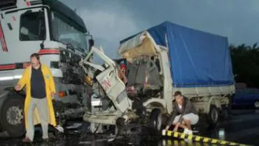 Accident pe DN7, între Sibiu și Râmnicu Vâlcea: Două autotrenuri din Ungaria și Polonia au intrat în coliziune