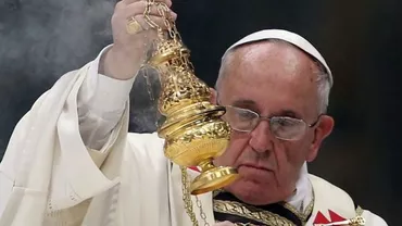 Papa Francisc cere comunităţii internaţionale să acţioneze pentru "pacificarea" Ucrainei