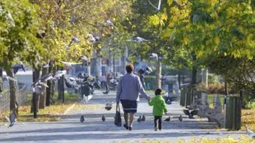 Vreme semnificativ mai caldă în a doua zi de Paște. Vezi prognoza meteo pentru luni și marți
