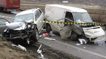 Șapte persoane au fost rănite într-un accident rutier petrecut la ieșirea din Timișoara