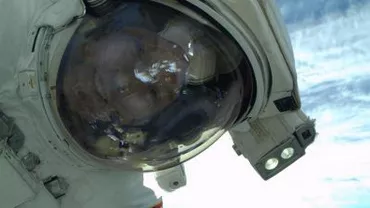 Astronautul Rick Mastracchio a făcut public primul ”selfie” realizat pe orbită