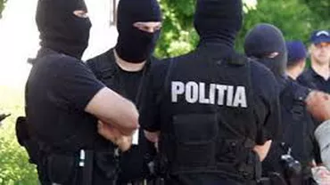 Sume uriașe, descoperite în casele medicilor Spitalului de Arși din Capitală: Procurorii au avut nevoie de mașini de numărat banii