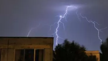 ANM: Cod galben de furtună în trei județe din sudul țării