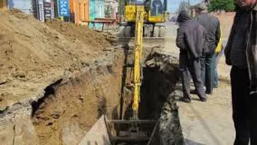 Craiova: Un bărbat a murit după ce un mal de pământ s-a surpat peste el în timp ce lucra la rețeaua de apă și canalizare