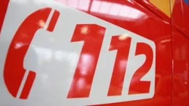 Un bărbat din Suceava a murit după ce un perete a căzut peste el în timp ce demola o casă