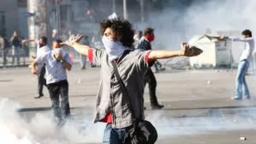 Istanbul: Cel puțin 138 de persoane au fost arestate și alte 51 au fost rănite