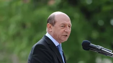 Băsescu, despre tricoul cu PMP: Am dreptul să mă îmbrac cum vreau