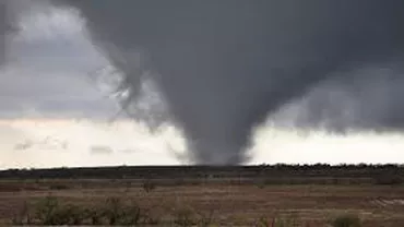 35 de oameni au murit în SUA în urma unei tornade (VIDEO)
