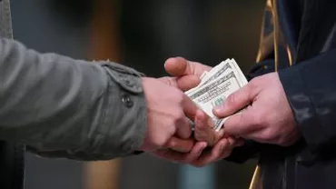 Proiect de lege: Jurnaliștii care dezvăluie acte de corupție vor primi 2% din prejudiciul recuperat