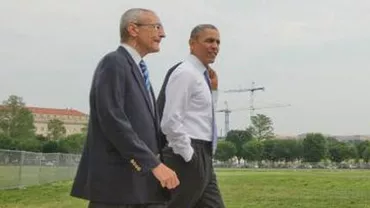 Barack Obama, la plimbare în Washington: Președintele a vorbit cu turiștii din complexul Casei Albe (FOTO)