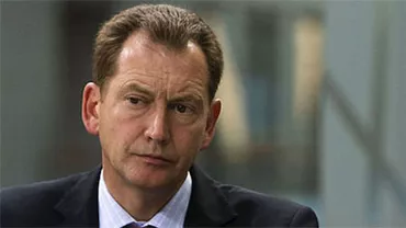 Liderul ALDE Graham Watson, aliatul lui Dan Voiculescu, nu a mai intrat în Parlamentul European