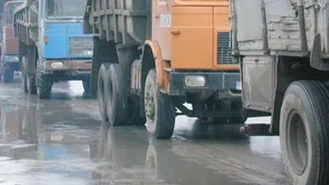 Circulaţia maşinilor de peste 7,5 tone, restricţionată pe DN 22, din cauza creşterii apelor Dunării