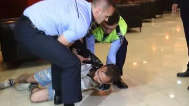 Un bărbat a vrut să se arunce de la etajul 11 al Hotelului Continental: ”Timișoara nu mai e ce a fost odată”