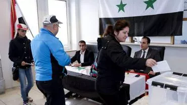 Sirienii au prelungit scrutinul prezidențial cu cinci ore în contextul unei prezențe masive la vot