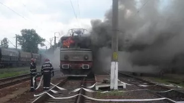 Mureș: Incendiu la locomotiva unui tren internațional care venea de la Budapesta