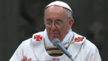 Papa Francisc: Fotbalul să exprime solidaritate, nu să fie un spectacol al lăcomiei şi rasismului